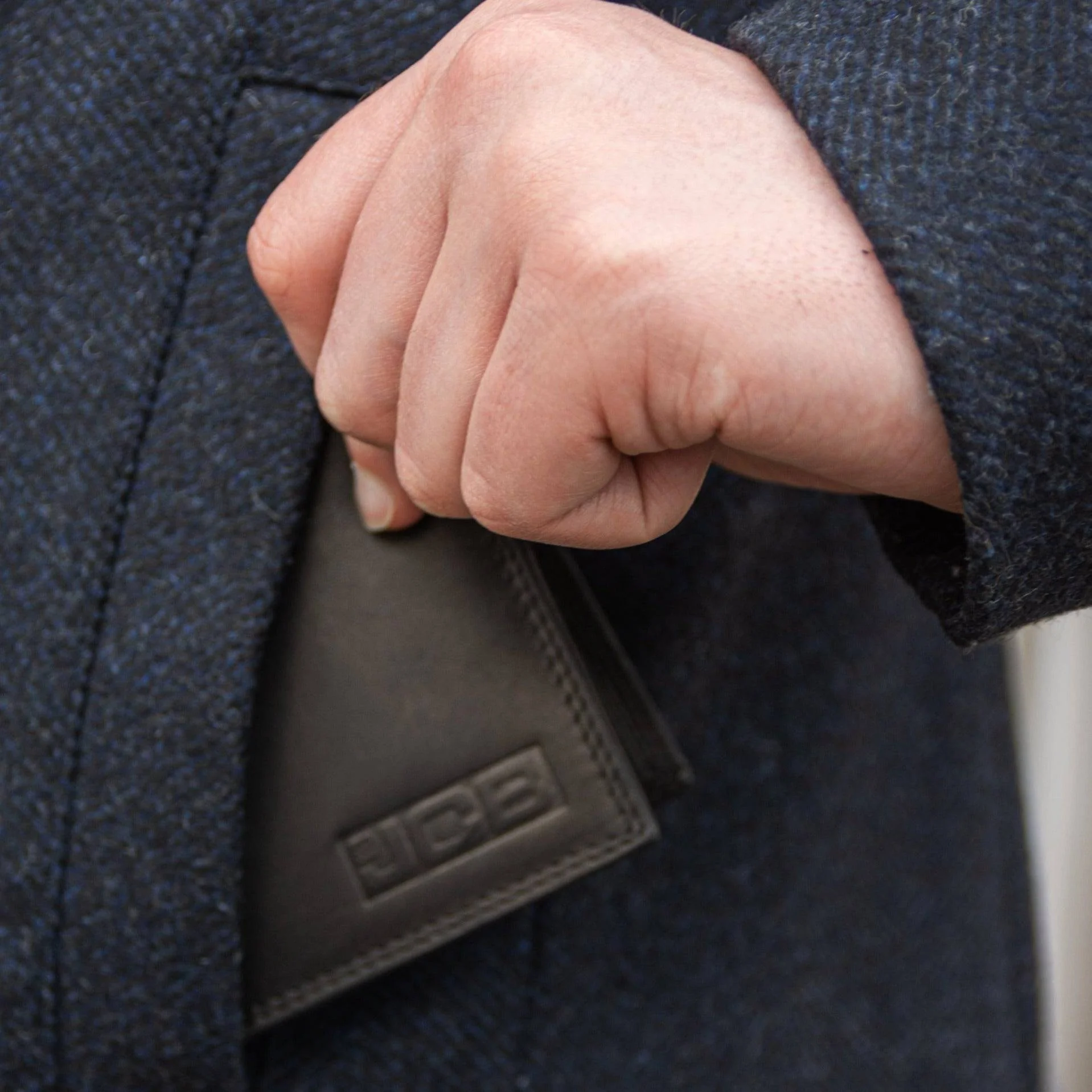 Men's Black Leather Wallet - JCB - Image 6